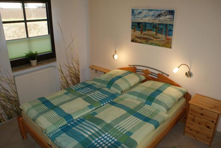 Zum Froschkoenig Apartment Ahrenshoop Exterior photo